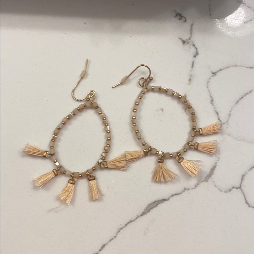 LBeaded earrings with tassels
